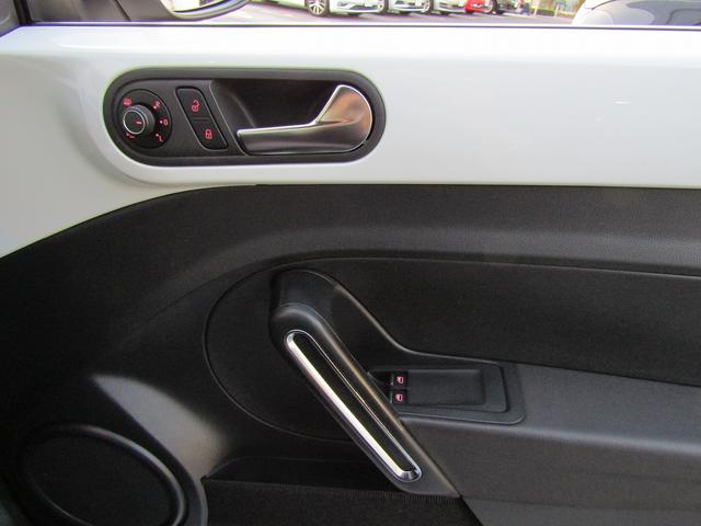 ザ・ビートル デザイン　Ｔｈｅ　Ｂｅｅｔｌｅ　認定中古車　革シート　シートヒーター　Ｂｌｕｅｔｏｏｔｈ　Ａｕｄｉｏ　バックカメラ付き　ＤＶＤ・ＣＤ　ＶＷ　ザ・ビートル　４人乗り（32枚目）