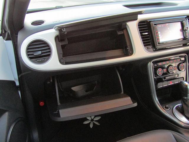 ザ・ビートル デザイン　Ｔｈｅ　Ｂｅｅｔｌｅ　認定中古車　革シート　シートヒーター　Ｂｌｕｅｔｏｏｔｈ　Ａｕｄｉｏ　バックカメラ付き　ＤＶＤ・ＣＤ　ＶＷ　ザ・ビートル　４人乗り（37枚目）