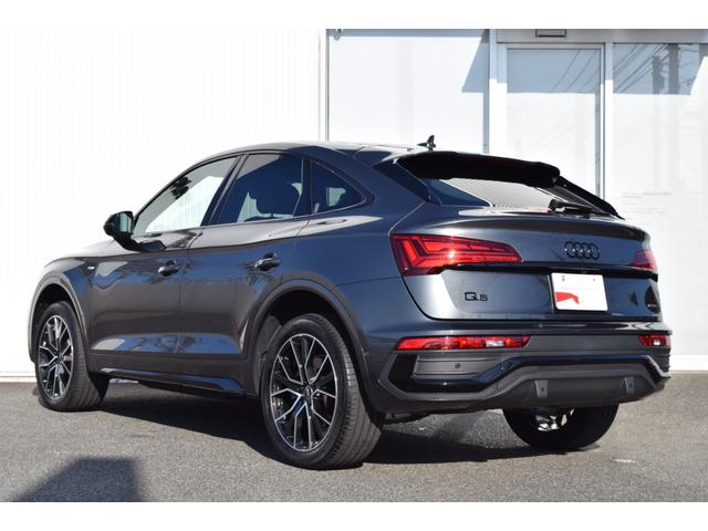 Ｑ５スポーツバック ４０ＴＤＩクワトロ　Ｓライン　パノラマサンルーフ　ブラックＡｕｄｉｒｉｎｇｓ＆ブラックスタイリングパッケージ　プライバシーガラス　ステアリングヒーター　Ｓライｐｌｕｓパッケージ　コンフォートパッケージ　認定中古車（6枚目）