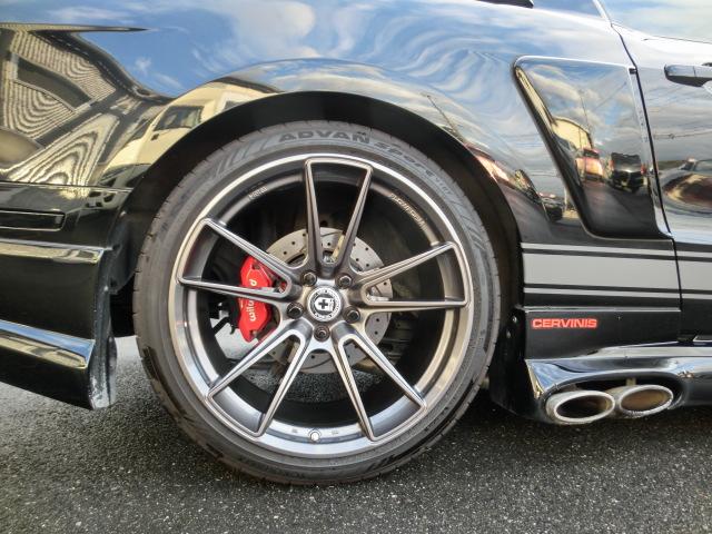 Ｖ８　ＧＴ　プレミアム　エレノア仕様ｖｅｒ　正規ディーラ車　ＨＲＥＷＨＥＥＬＳ２０インチ　Ｗｉｌｌｗｏｏｄブレーキシステム「フロント、リア」　サイド出しマフラー　ボンネットピン(49枚目)