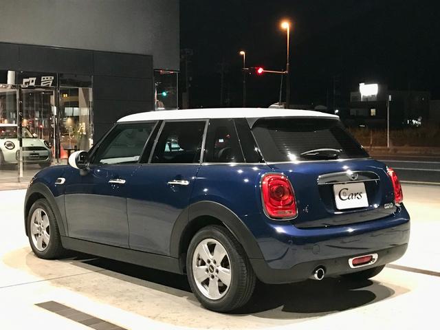 MINI クーパー ワンオーナー禁煙 LEDライト LEDフォグ HDDナビ ブルートゥース USBインターフェース Bカメラ リアPDC コンフォートアクセス 純正15インチアルミホイール ETC UVカットフィルム(9枚目)