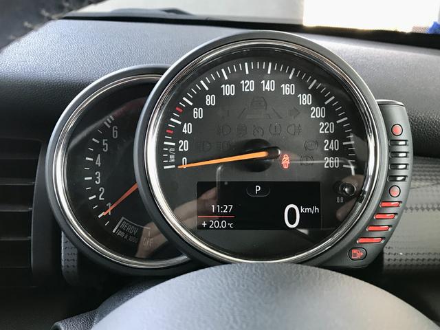 MINI クーパー ワンオーナー禁煙 LEDライト LEDフォグ HDDナビ ブルートゥース USBインターフェース Bカメラ リアPDC コンフォートアクセス 純正15インチアルミホイール ETC UVカットフィルム(26枚目)