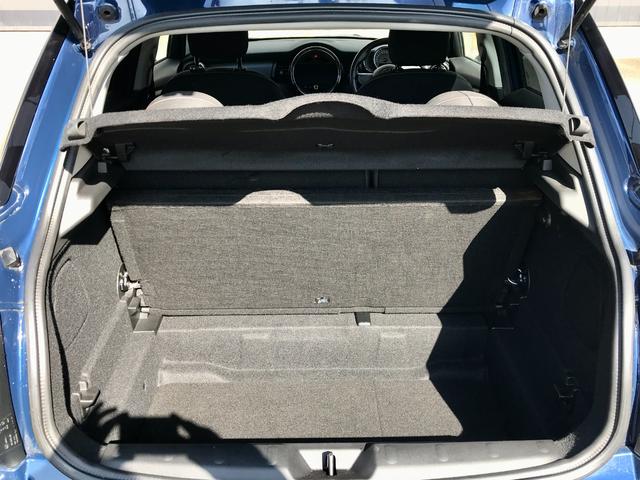 MINI クーパー ワンオーナー禁煙 LEDライト LEDフォグ HDDナビ ブルートゥース USBインターフェース Bカメラ リアPDC コンフォートアクセス 純正15インチアルミホイール ETC UVカットフィルム(35枚目)