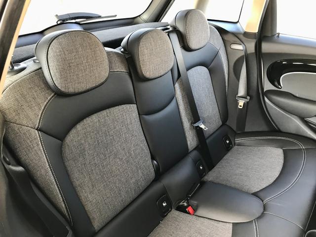 MINI クーパーSD クラシック・トリム ワンオーナー禁煙 LEDライト アップルカープレイ Bカメラ 前後PDC ドライビングアシスト クルーズコントロール MINIドライビングモード ハーフレザーシート ミラーETC 純正17インチアルミ(27枚目)