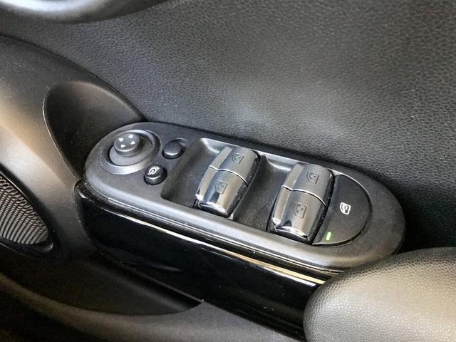 MINI クーパーSD クラシック・トリム ワンオーナー禁煙 LEDライト アップルカープレイ Bカメラ 前後PDC ドライビングアシスト クルーズコントロール MINIドライビングモード ハーフレザーシート ミラーETC 純正17インチアルミ(53枚目)