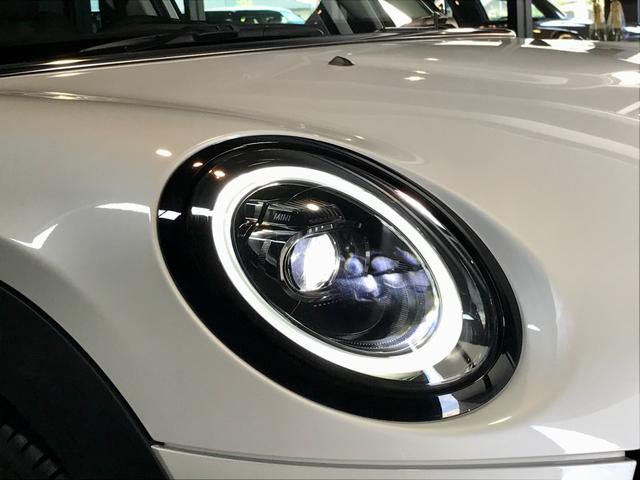 MINI クーパーSD クラシック・トリム ワンオーナー禁煙 LEDライト アップルカープレイ Bカメラ 前後PDC ドライビングアシスト クルーズコントロール MINIドライビングモード ハーフレザーシート ミラーETC 純正17インチアルミ(59枚目)