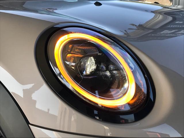 MINI クーパーSD クラシック・トリム ワンオーナー禁煙 LEDライト アップルカープレイ Bカメラ 前後PDC ドライビングアシスト クルーズコントロール MINIドライビングモード ハーフレザーシート ミラーETC 純正17インチアルミ(60枚目)