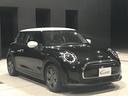 ＭＩＮＩ クーパー　クラシック・トリム　ワンオーナー禁煙　ＬＥＤライト　ナビ　バックカメラ　前後ＰＤＣ　インテリジェントセーフティ　クルーズコントロール　コンフォートアクセス　純正１６インチアルミホイール　ＥＴＣ　前後ドライブレコーダー（4枚目）