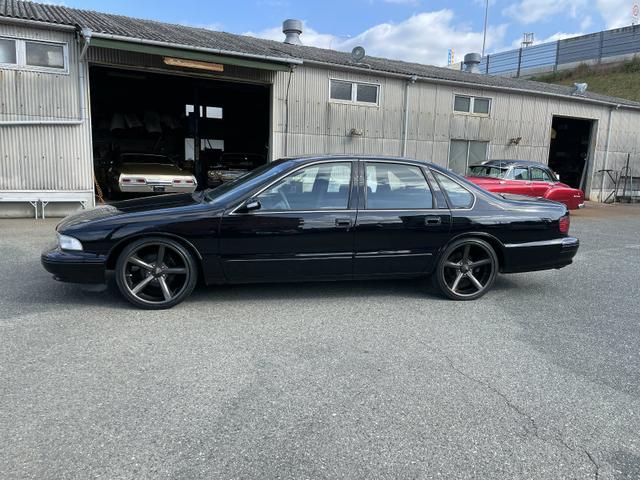 シボレーインパラ ＳＳ　１９９５　ＩＭＰＡＬＡ　ＳＳ　コラムＡＴ　内装ツイード張り替え　８ナンバー塗装　１９９５　ＩＭＰＡＬＡ　ＳＳ　コラムＡＴ　内装ツイード張り替え　８ナンバー塗装（13枚目）