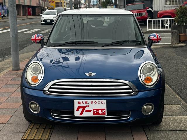 ＭＩＮＩ クーパー　ディーラー車　盗難防止システム　アルミホイール　パワーステアリング　パワーウィンドウ（2枚目）