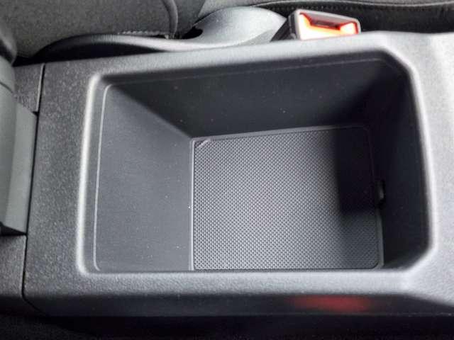 Ａ３セダン ３０ＴＦＳＩ　衝突軽減ブレーキ　ナビＴＶ　ＥＴＣ　アルミホイール　バックカメラ　キーレス（31枚目）