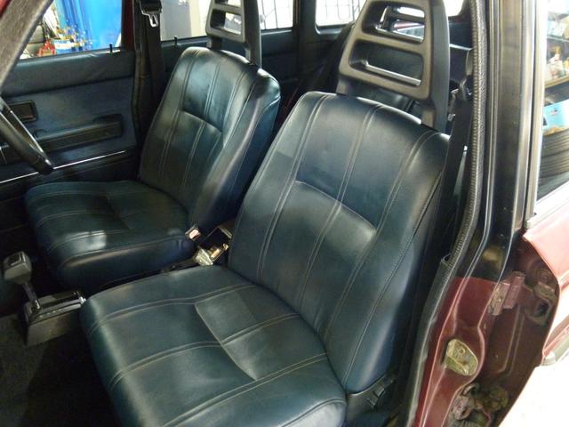 240ワゴン 240GLワゴン 当店買取車両 シート本革仕様変更 純正16インチホイル タイベル ウオーターポンプ タイヤ交換渡し(23枚目)