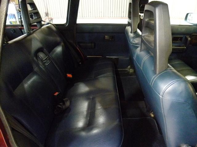 240ワゴン 240GLワゴン 当店買取車両 シート本革仕様変更 純正16インチホイル タイベル ウオーターポンプ タイヤ交換渡し(27枚目)