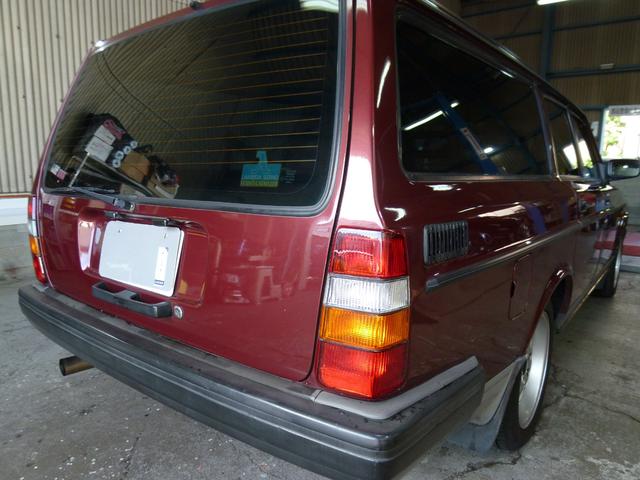 240ワゴン 240GLワゴン 当店買取車両 シート本革仕様変更 純正16インチホイル タイベル ウオーターポンプ タイヤ交換渡し(43枚目)