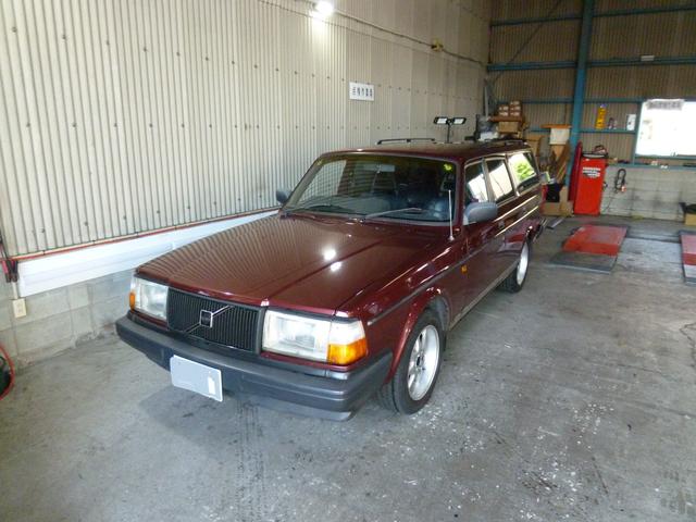 240ワゴン 240GLワゴン 当店買取車両 シート本革仕様変更 純正16インチホイル タイベル ウオーターポンプ タイヤ交換渡し(44枚目)