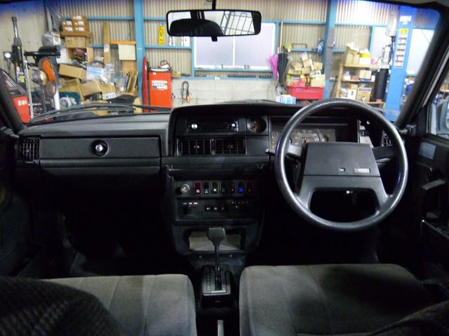 ２４０ワゴン ２４０ＧＬワゴン　１４インチアルミホイル　フォグライト　タイベル　ウオーターポンプ交換渡し（5枚目）