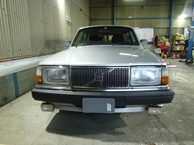 ２４０ワゴン ２４０ＧＬワゴン　１４インチアルミホイル　フォグライト　タイベル　ウオーターポンプ交換渡し（14枚目）