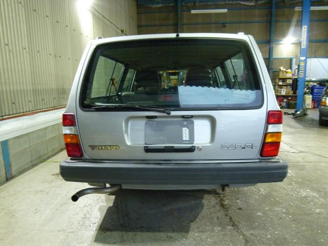 ２４０ワゴン ２４０ＧＬワゴン　１４インチアルミホイル　フォグライト　タイベル　ウオーターポンプ交換渡し（18枚目）