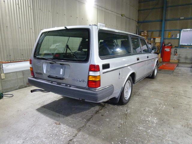 ２４０ワゴン ２４０ＧＬワゴン　１４インチアルミホイル　フォグライト　タイベル　ウオーターポンプ交換渡し（19枚目）