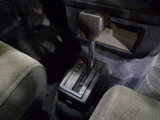 ２４０ワゴン ２４０ＧＬワゴン　１４インチアルミホイル　フォグライト　タイベル　ウオーターポンプ交換渡し（31枚目）