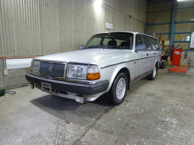 ２４０ワゴン ２４０ＧＬワゴン　１４インチアルミホイル　フォグライト　タイベル　ウオーターポンプ交換渡し（35枚目）