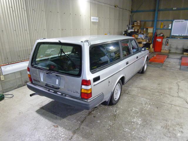 ２４０ワゴン ２４０ＧＬワゴン　１４インチアルミホイル　フォグライト　タイベル　ウオーターポンプ交換渡し（52枚目）