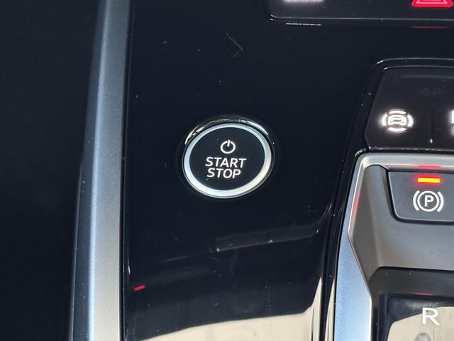 Q4スポーツバック e-トロン 40 e-tron(12枚目)