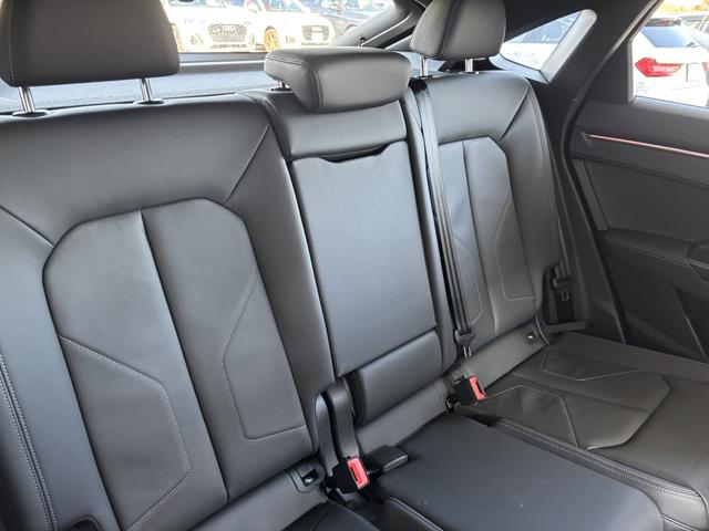 Ｑ３スポーツバック ３５ＴＤＩクワトロ　Ｓライン（10枚目）