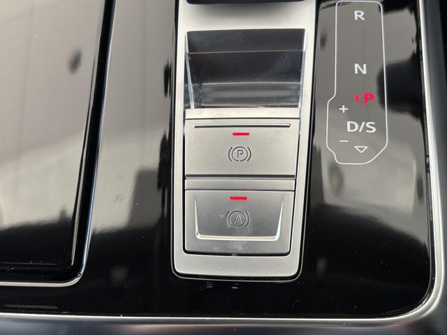 Q7 50TDIクワトロ Sライン(10枚目)