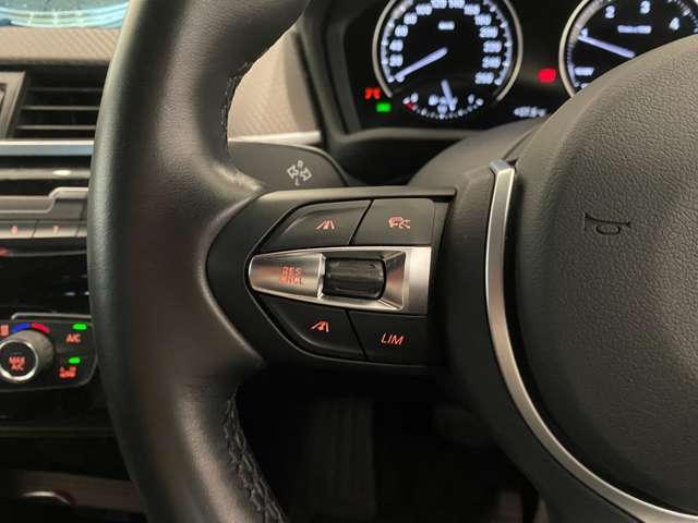 Ｘ２ ｘＤｒｉｖｅ　１８ｄ　ＭスポーツＸ　４ＷＤ　ＥＴＣ　バックカメラ　クリアランスソナー　衝突被害軽減システム　ターボ　ナビ　ＬＥＤヘッドランプ　アルミホイール　スマートキー　アイドリングストップ　シートヒーター　ＡＴ　盗難防止システム（3枚目）