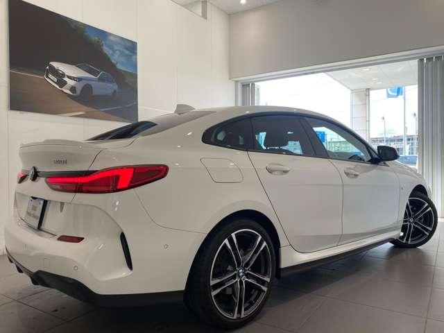 2シリーズ 218iグランクーペ Mスポーツ ETC クリアランスソナー オートクルーズコントロール パークアシスト バックカメラ ナビ TV アルミホイール AT スマートキー アイドリングストップ 電動格納ミラー パワーシート エアコン(16枚目)