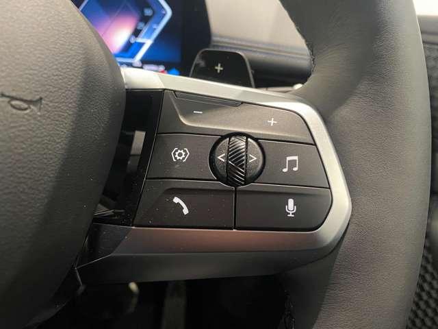 2シリーズ 218iアクティブツアラー Mスポーツ ETC クリアランスソナー オートクルーズコントロール 衝突被害軽減システム 全周囲カメラ ナビ アルミホイール AT スマートキー 盗難防止システム パワーシート ABS ESC エアコン(9枚目)