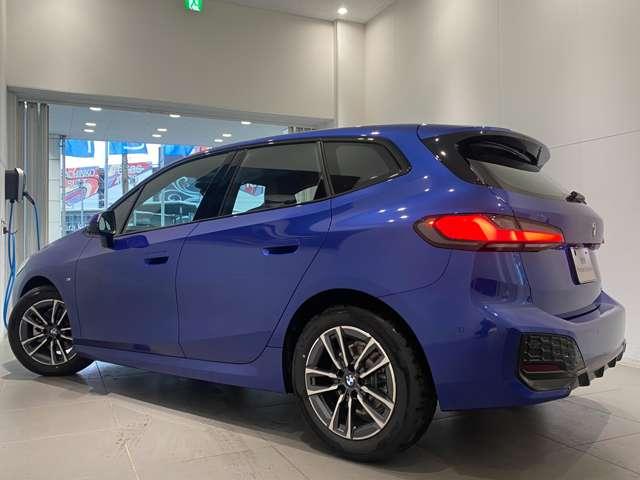 2シリーズ 218iアクティブツアラー Mスポーツ ETC クリアランスソナー オートクルーズコントロール 衝突被害軽減システム 全周囲カメラ ナビ アルミホイール AT スマートキー 盗難防止システム パワーシート ABS ESC エアコン(18枚目)