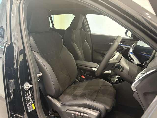 iX2 xDrive 30 Mスポーツ 4WD 全周囲カメラ クリアランスソナー オートクルーズコントロール パワーシート 衝突被害軽減システム サンルーフ ナビ LEDヘッドランプ アルミホイール スマートキー シートヒーター CVT(13枚目)