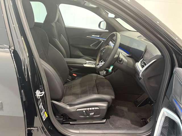 iX2 xDrive 30 Mスポーツ 4WD 全周囲カメラ クリアランスソナー オートクルーズコントロール パワーシート 衝突被害軽減システム サンルーフ ナビ LEDヘッドランプ アルミホイール スマートキー シートヒーター CVT(24枚目)