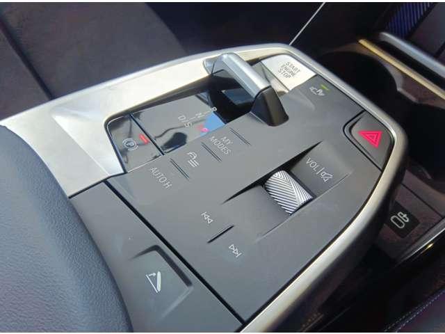 2シリーズ 218iアクティブツアラー Mスポーツ クリアランスソナー オートクルーズコントロール 衝突被害軽減システム 全周囲カメラ ナビ アルミホイール AT シートヒーター スマートキー 盗難防止システム パワーシート ABS ESC エアコン(5枚目)