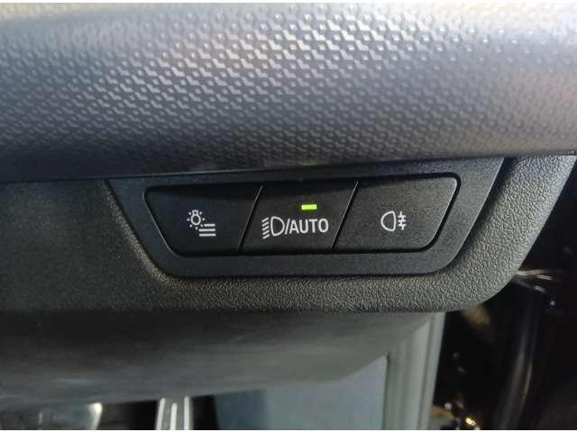 2シリーズ 218iアクティブツアラー Mスポーツ クリアランスソナー オートクルーズコントロール 衝突被害軽減システム 全周囲カメラ ナビ アルミホイール AT シートヒーター スマートキー 盗難防止システム パワーシート ABS ESC エアコン(9枚目)