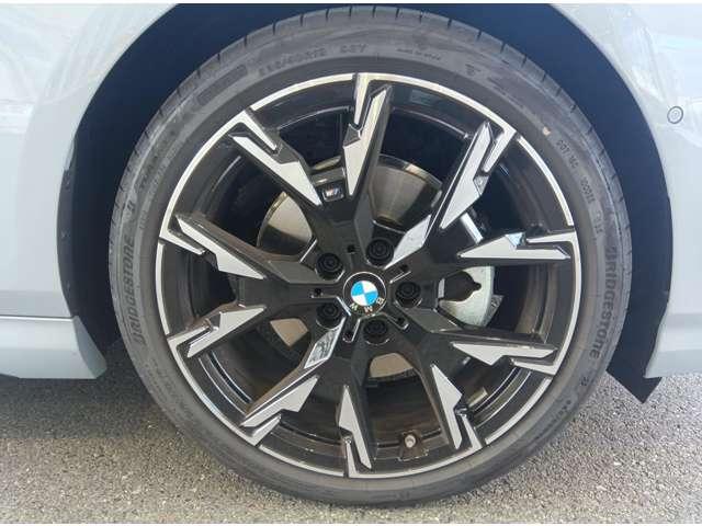 1シリーズ 120d Mスポーツ 全周囲カメラ ナビ クリアランスソナー オートクルーズコントロール 衝突被害軽減システム アルミホイール ターボ スマートキー 電動格納ミラー シートヒーター AT 盗難防止システム ABS ESC(20枚目)