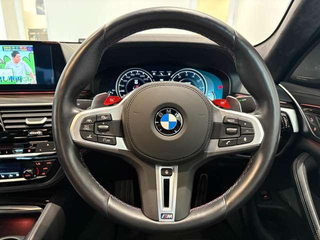 M5 M5 4WD ワンオーナー ETC クリアランスソナー オートクルーズコントロール 衝突被害軽減システム 全周囲カメラ ナビ TV アルミホイール LEDヘッドランプ AT シートヒーター シートエアコン(2枚目)