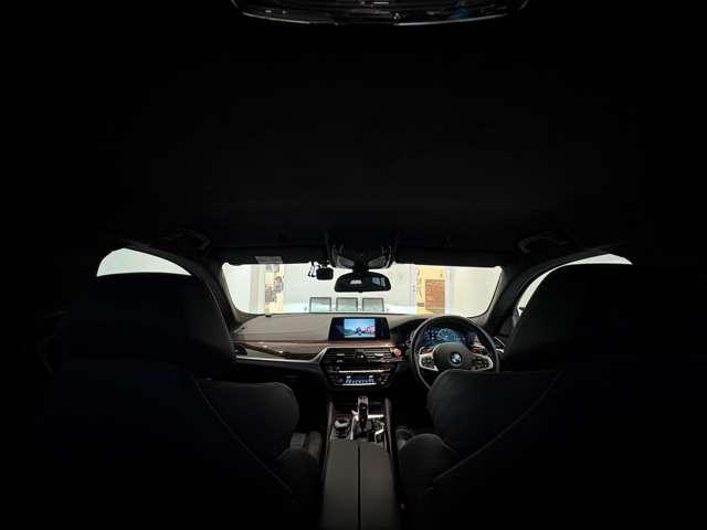 M5 M5 4WD ワンオーナー ETC クリアランスソナー オートクルーズコントロール 衝突被害軽減システム 全周囲カメラ ナビ TV アルミホイール LEDヘッドランプ AT シートヒーター シートエアコン(24枚目)