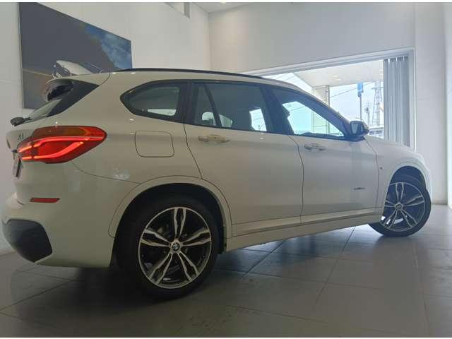 X1 sDrive 18i Mスポーツ バックカメラ クリアランスソナー オートクルーズコントロール 衝突被害軽減システム ナビ TV オートライト LEDヘッドランプ ヘッドライトウォッシャー 電動リアゲート アルミホイール スマートキー(17枚目)