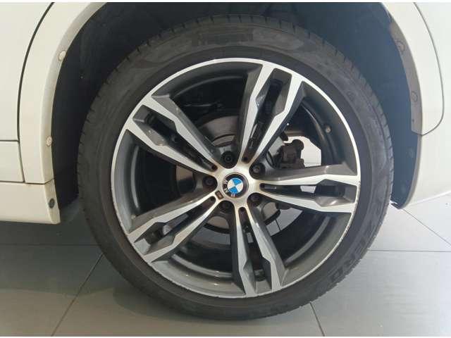 X1 sDrive 18i Mスポーツ バックカメラ クリアランスソナー オートクルーズコントロール 衝突被害軽減システム ナビ TV オートライト LEDヘッドランプ ヘッドライトウォッシャー 電動リアゲート アルミホイール スマートキー(20枚目)