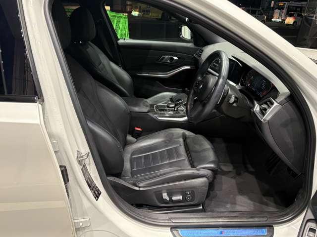 3シリーズ 320d xDrive Mスポーツ ディーゼルターボ 4WD 黒レザ-シート純正19インチAW(11枚目)