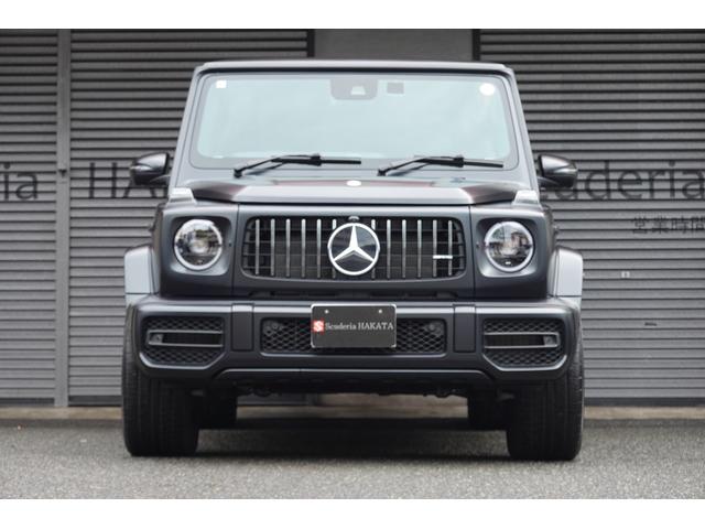 Ｇクラス Ｇ６３　マヌファクトゥーアプログラムプラス　マグノナイトブラック　ＡＭＧナイトパッケージ＆カーボンインテリア　マヌファクトゥーアインテリアプラス　２１インチアルミ　ワンオーナー　禁煙車　右ハンドル（2枚目）