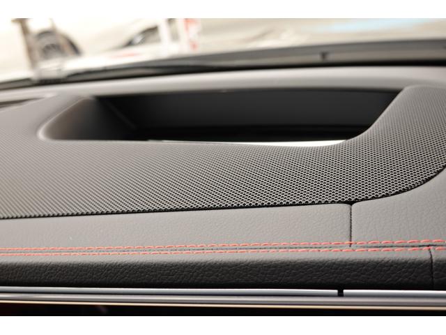 �w�b�h�A�b�v�f�B�X�v���C�i���s�ɕK�v�ȏ����t�����g�K���X�ɉf���o���܂��j