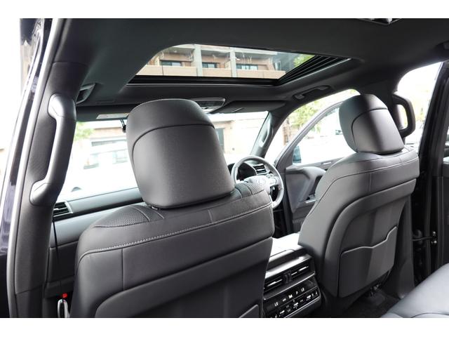 ＬＸ ＬＸ６００　登録済未使用車　クールボックス　２２インチアルミ　サンルーフ　デジタルインナーミラー　黒革シート　ヘッドアップディスプレイ　７人乗（32枚目）