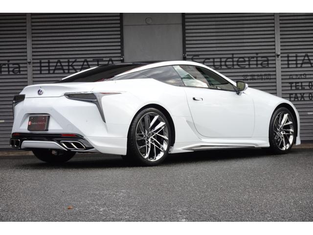 ＬＣ ＬＣ５００ｈ　Ｌパッケージ　モデリスタエアロ　２１インチアルミ　マークレビンソン　ガラスルーフ　フレアレッド＆ブラックインテリア　社外セキュリティー　禁煙車（5枚目）