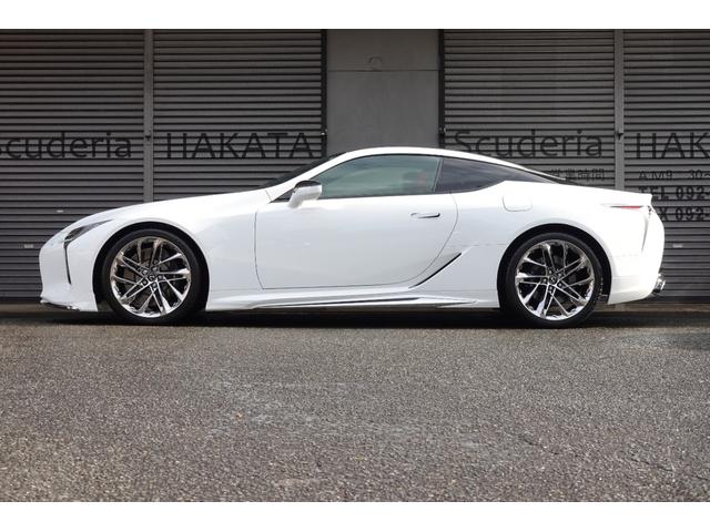 ＬＣ ＬＣ５００ｈ　Ｌパッケージ　モデリスタエアロ　２１インチアルミ　マークレビンソン　ガラスルーフ　フレアレッド＆ブラックインテリア　社外セキュリティー　禁煙車（8枚目）