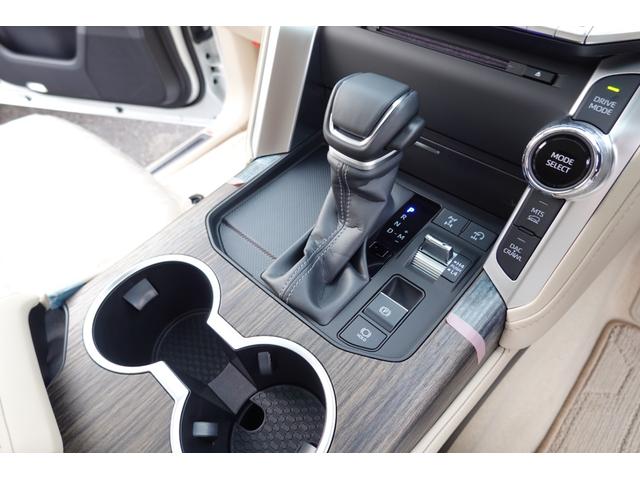 ランドクルーザー ＺＸ　モデリスタエアロ＆ヒッチメンバー　リヤエンターテイメント　ＪＢＬサウンド　クールボックス　電動リヤデフロック　サンルーフ　ベージュレザーシート　寒冷地仕様（20枚目）