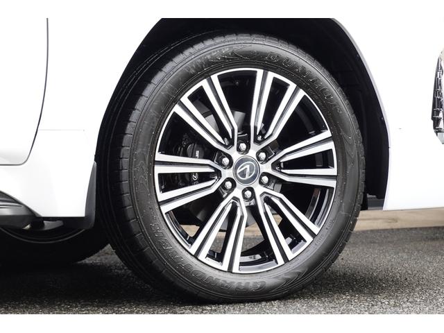 LX LX600 モデリスタアエアロ アドバンストラグジュアリーパッケージ 22インチアルミ マ―クレビンソン リヤエンターテインメント クールBOX 寒冷地仕様 TVキャンセラー ワンオーナー 禁煙車 7人乗り(11枚目)